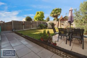 ALBERT ROAD- click for photo gallery